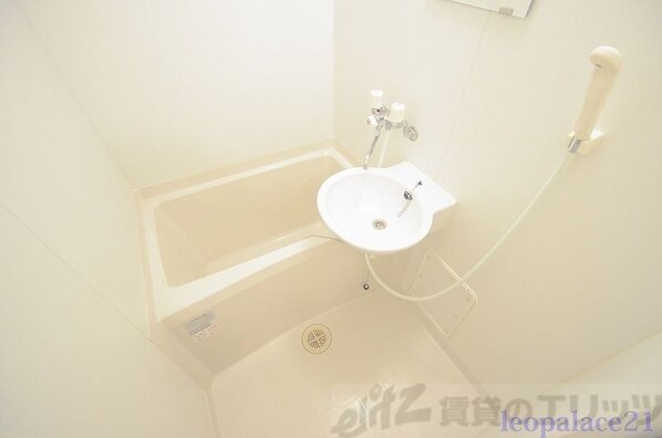 レオパレスOptim髙月の物件内観写真